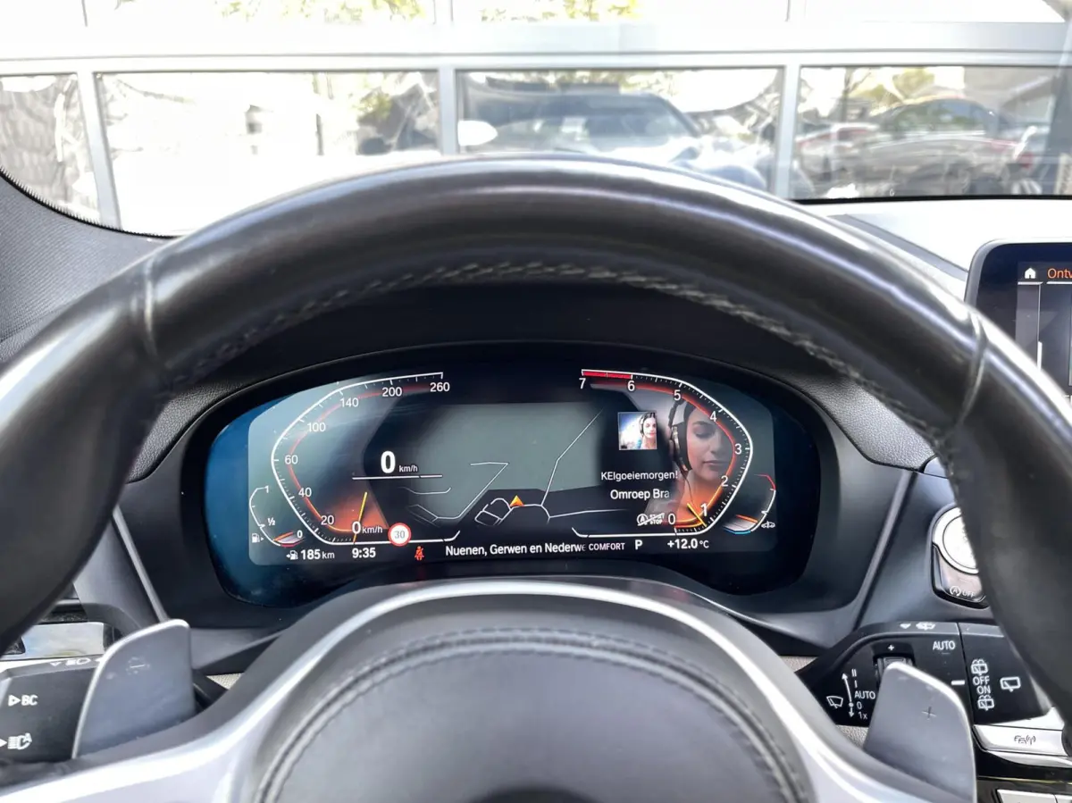xDrive20i High Executive Edition M-PAKKET|PANORAMADAK|HUD|H&K|360 CAMERA|TREKHAAK|CARPLAY|SFEERVERLICHTING|ACC Cruise Control