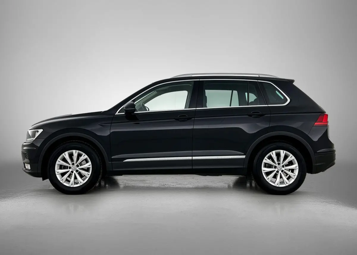 1.4 TSI Connected Series | Apple Carplay / Android Auto | Trekhaak! | Leder | Parkeersensoren | Adaptive Cruise Control | Climate control | Navigatie | Lichtmetalen Velgen |