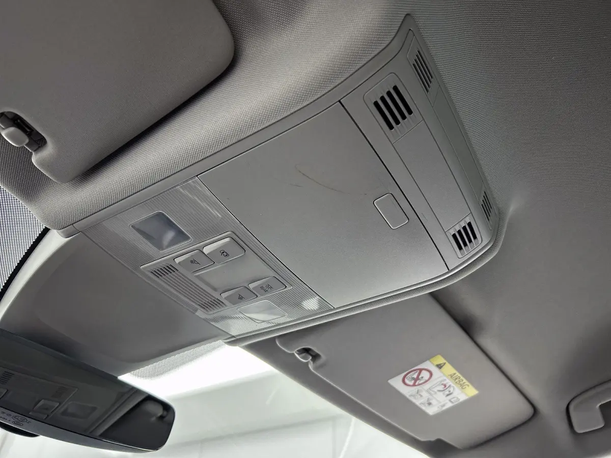 1.4 TSI Connected Series | Apple Carplay / Android Auto | Trekhaak! | Leder | Parkeersensoren | Adaptive Cruise Control | Climate control | Navigatie | Lichtmetalen Velgen |