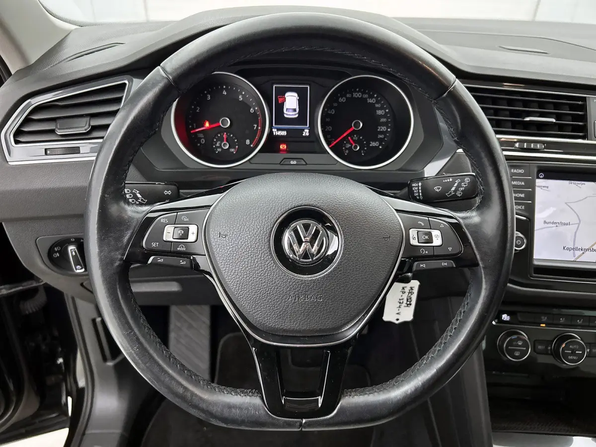 1.4 TSI Connected Series | Apple Carplay / Android Auto | Trekhaak! | Leder | Parkeersensoren | Adaptive Cruise Control | Climate control | Navigatie | Lichtmetalen Velgen |
