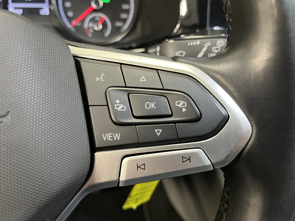2.0 TDI L2H1 28 Dubbele Cabine Highline Automaat Airco Cruise Adaptief PDC LMV