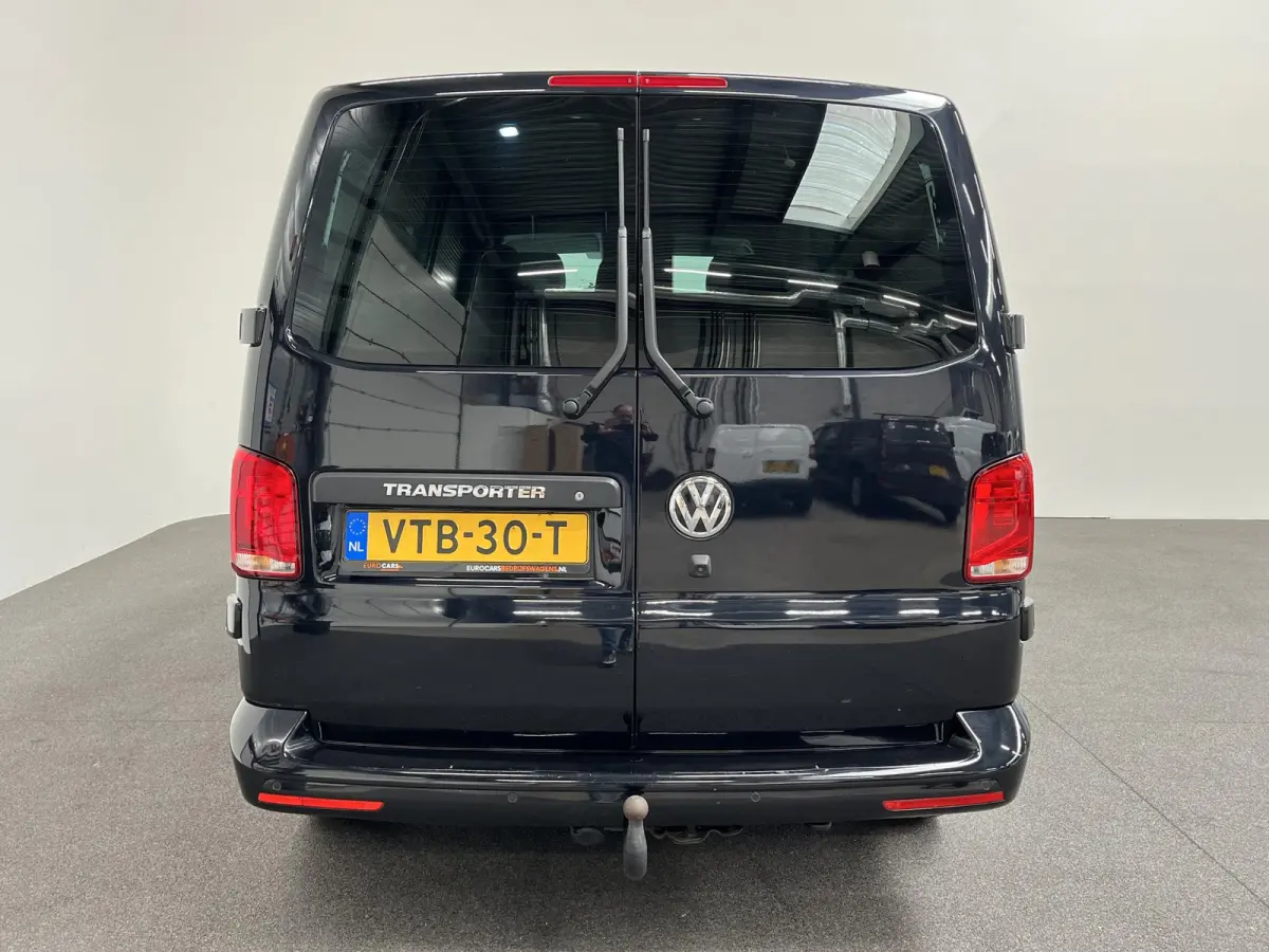 2.0 TDI L2H1 28 Dubbele Cabine Highline Automaat Airco Cruise Adaptief PDC LMV