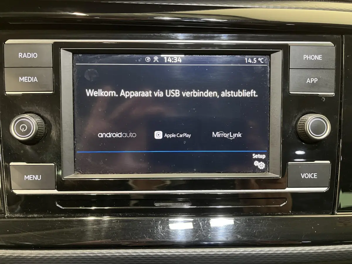 2.0 TDI L2H1 28 Dubbele Cabine Highline Automaat Airco Cruise Adaptief PDC LMV