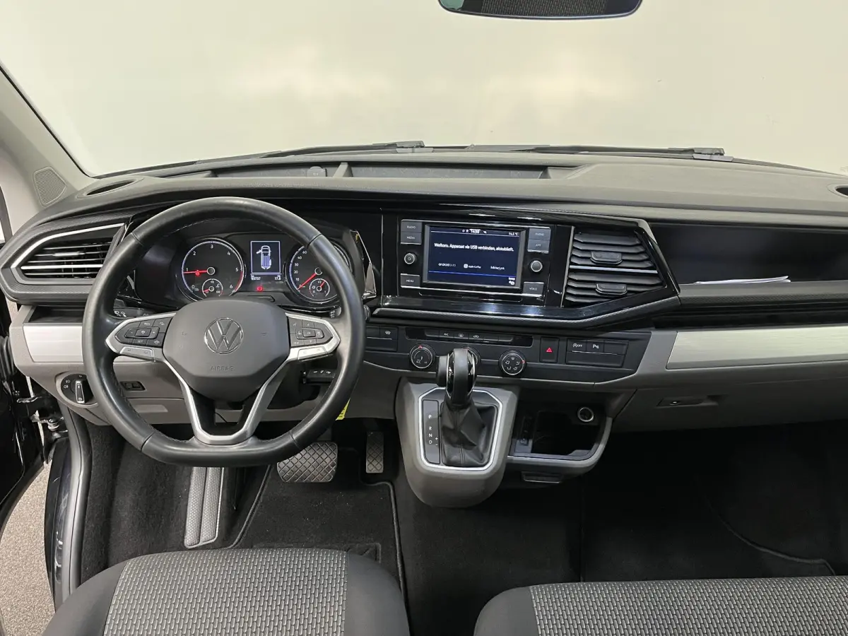 2.0 TDI L2H1 28 Dubbele Cabine Highline Automaat Airco Cruise Adaptief PDC LMV