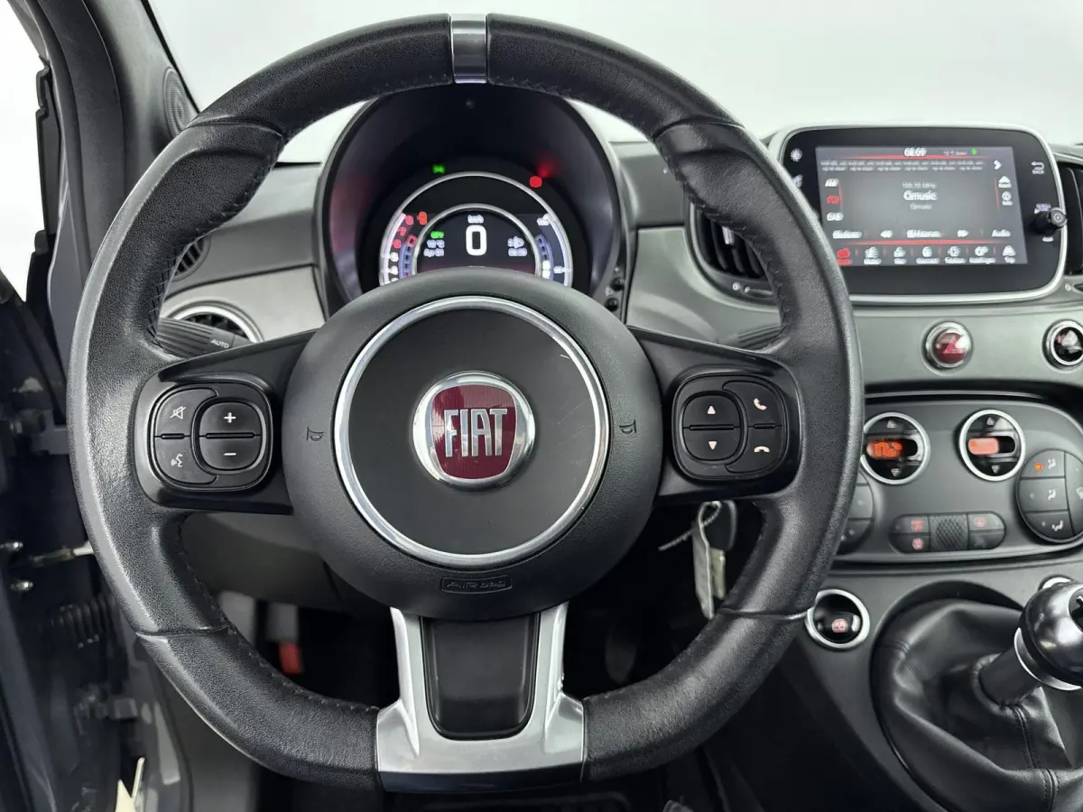 1.0 Hybrid Rockstar | PANO | Cruise Control | Airco | DAB | Bluetooth |