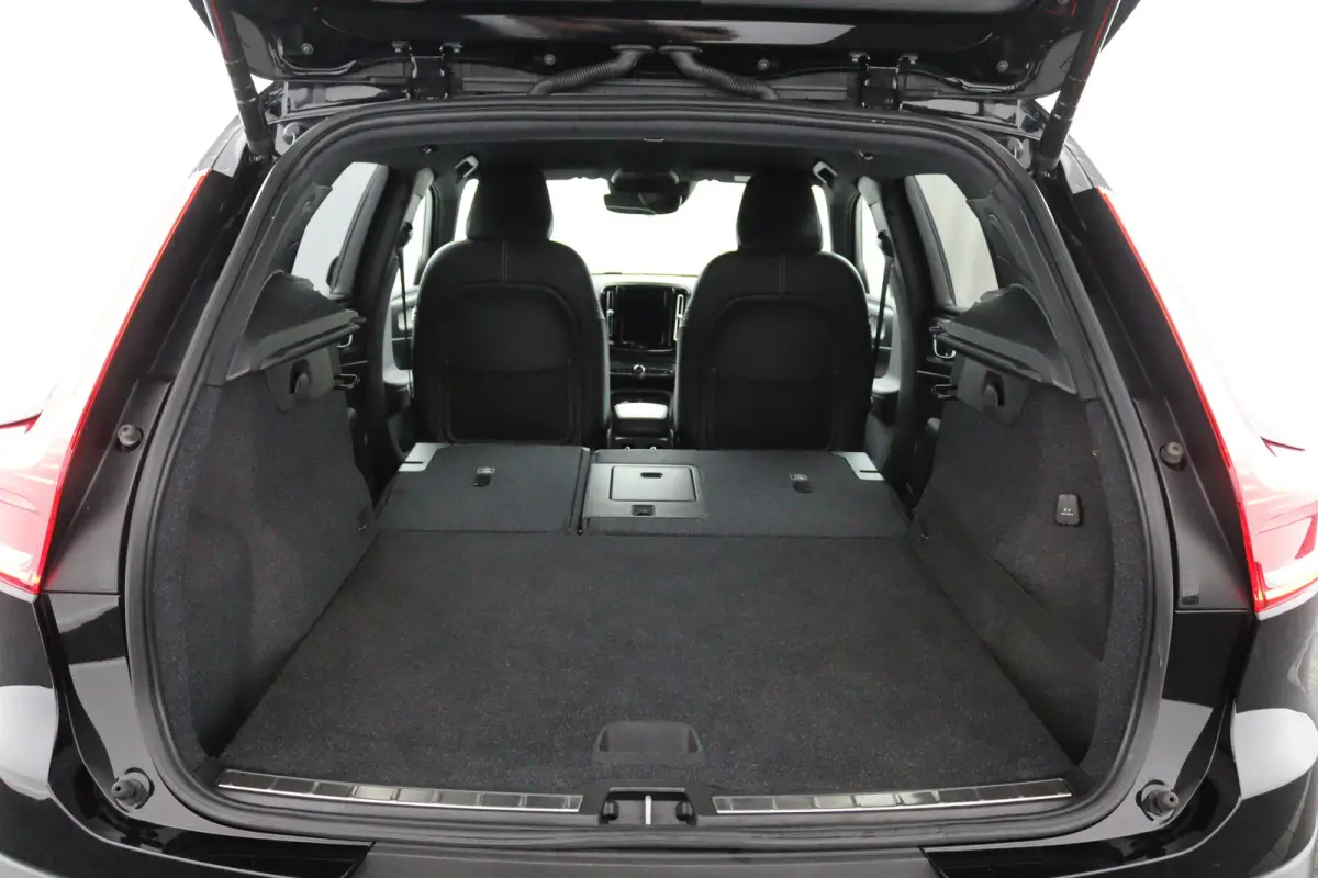 T5 R-Design | 360 Camera | Harman/Kardon | Stoelverwarming | Adaptive LED | Adaptive Cruise | BLIS