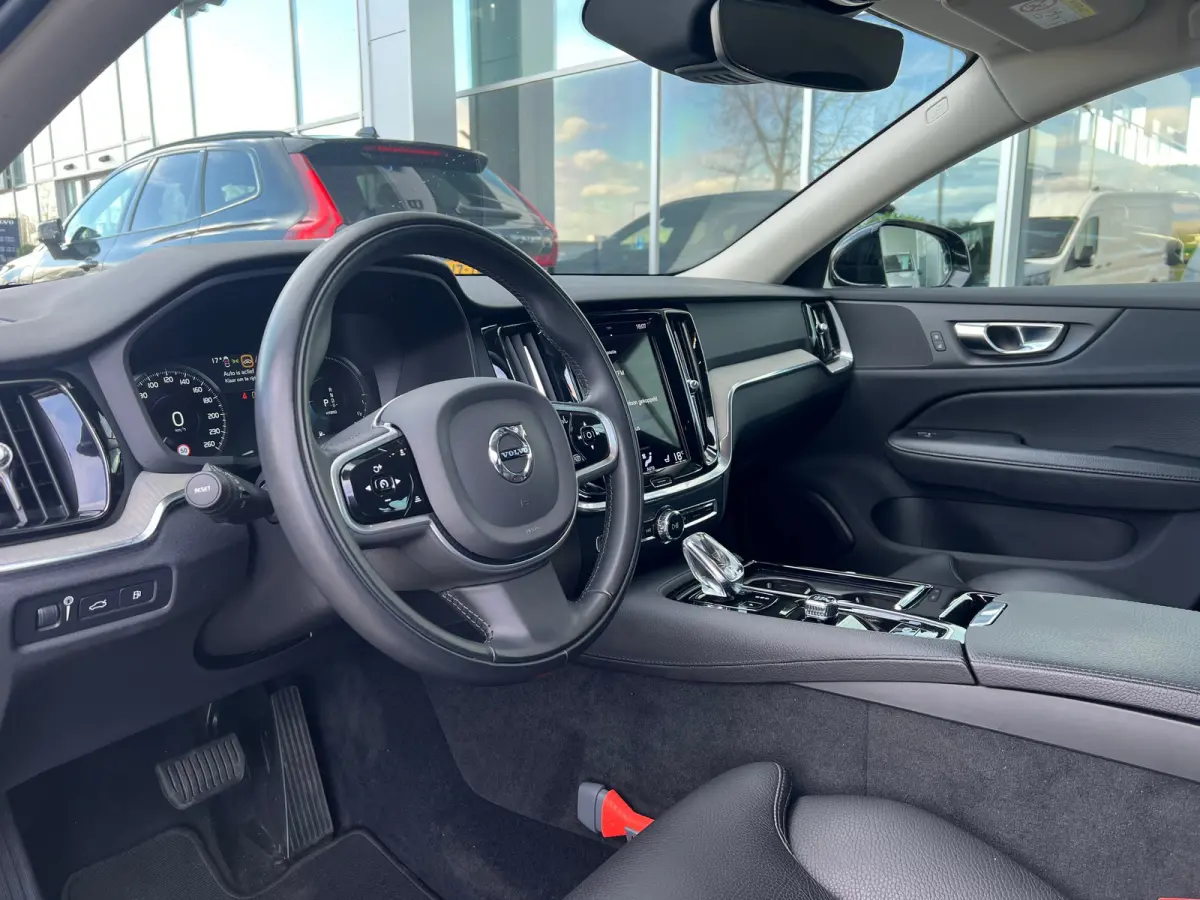 T6 Recharge AWD Inscription | Long Range | Stoel en stuurwielverwarming | Camera | Adaptieve cruise control | Voorruitverwarming |