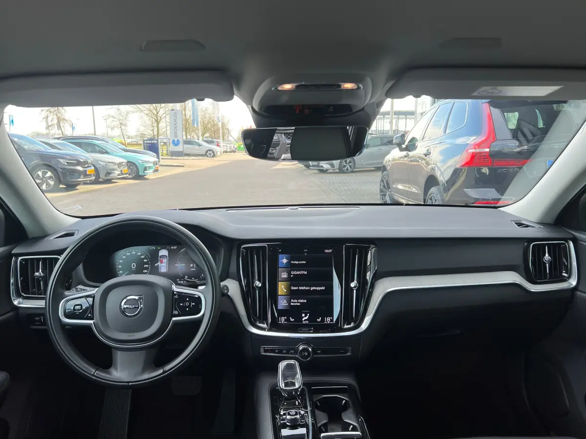 T6 Recharge AWD Inscription | Long Range | Stoel en stuurwielverwarming | Camera | Adaptieve cruise control | Voorruitverwarming |