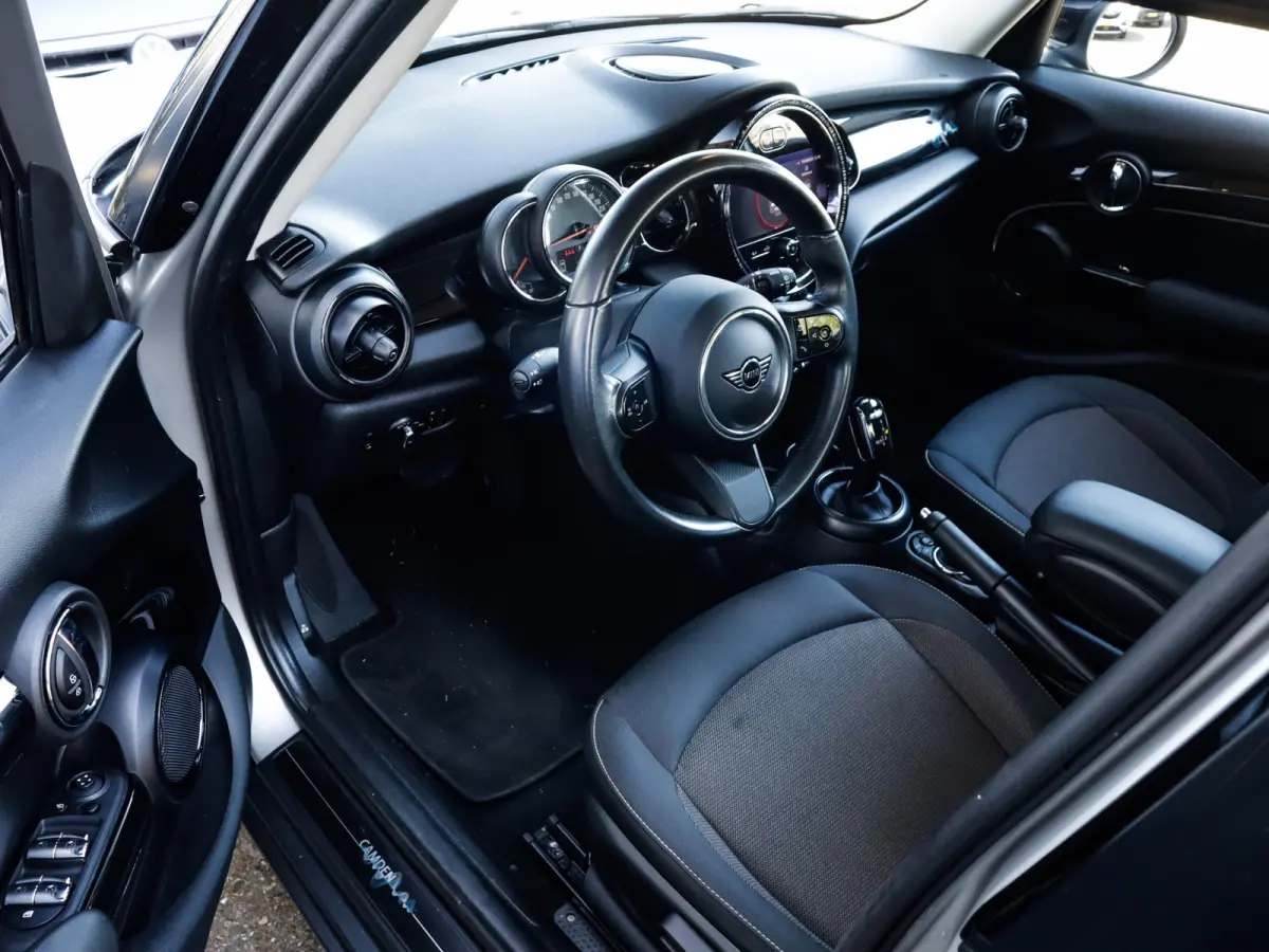 Mini 1.5 Camden Edition 1e-Eig. & Dealer-Onderh. BOVAG-Garantie. NL-Auto.