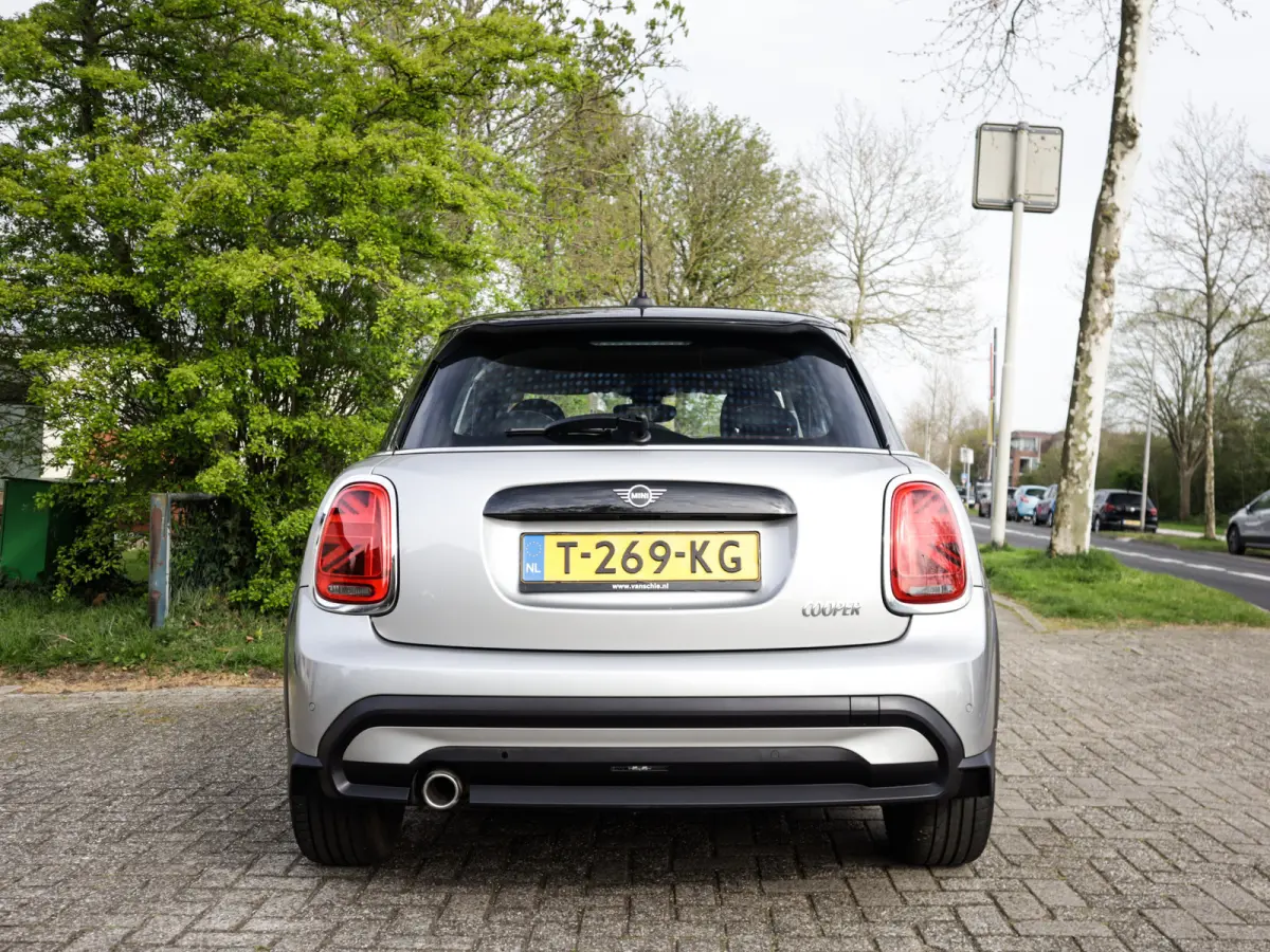 Mini 1.5 Camden Edition 1e-Eig. & Dealer-Onderh. BOVAG-Garantie. NL-Auto.