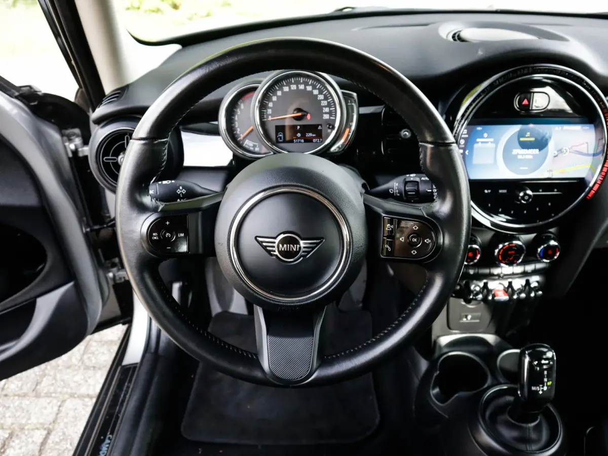 Mini 1.5 Camden Edition 1e-Eig. & Dealer-Onderh. BOVAG-Garantie. NL-Auto.