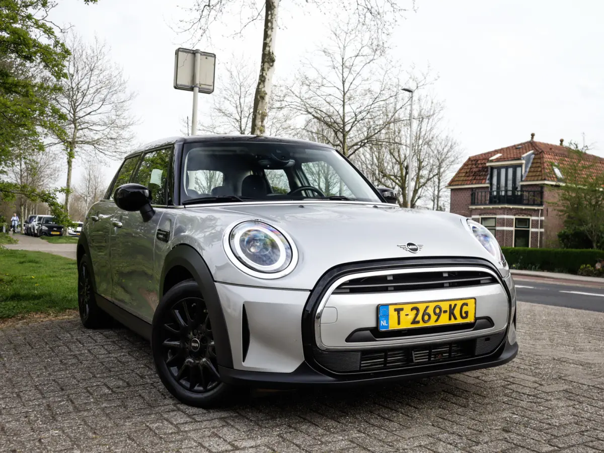 Mini 1.5 Camden Edition 1e-Eig. & Dealer-Onderh. BOVAG-Garantie. NL-Auto.