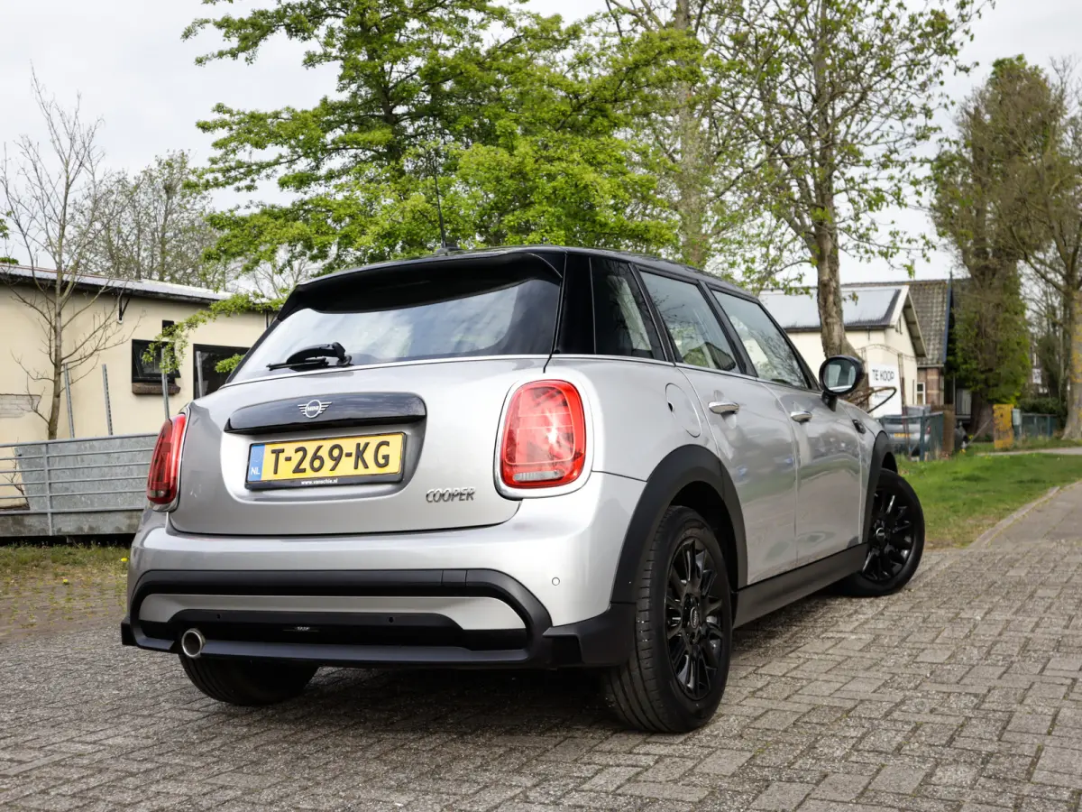 Mini 1.5 Camden Edition 1e-Eig. & Dealer-Onderh. BOVAG-Garantie. NL-Auto.