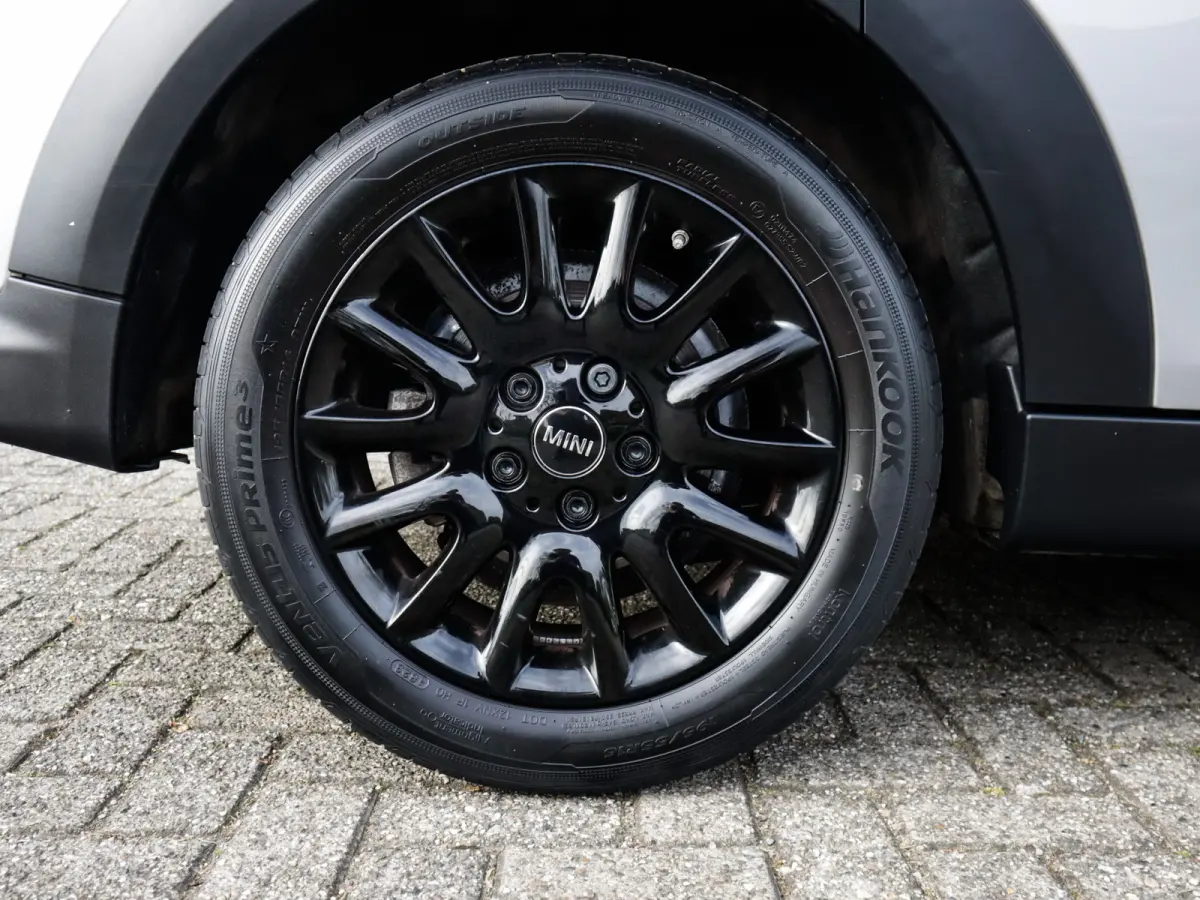 Mini 1.5 Camden Edition 1e-Eig. & Dealer-Onderh. BOVAG-Garantie. NL-Auto.