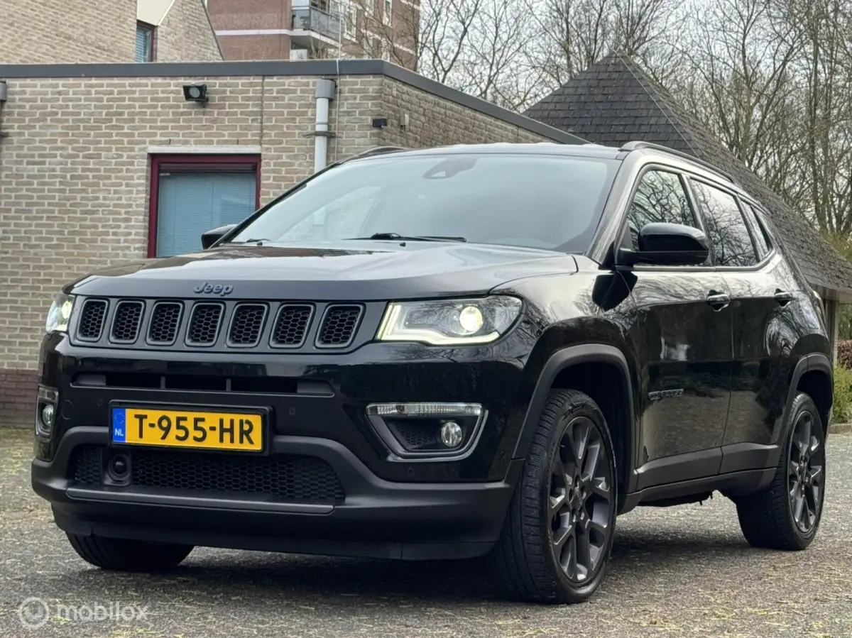4xe 240 Plug-in Hybrid S/VOLLE OPTIES