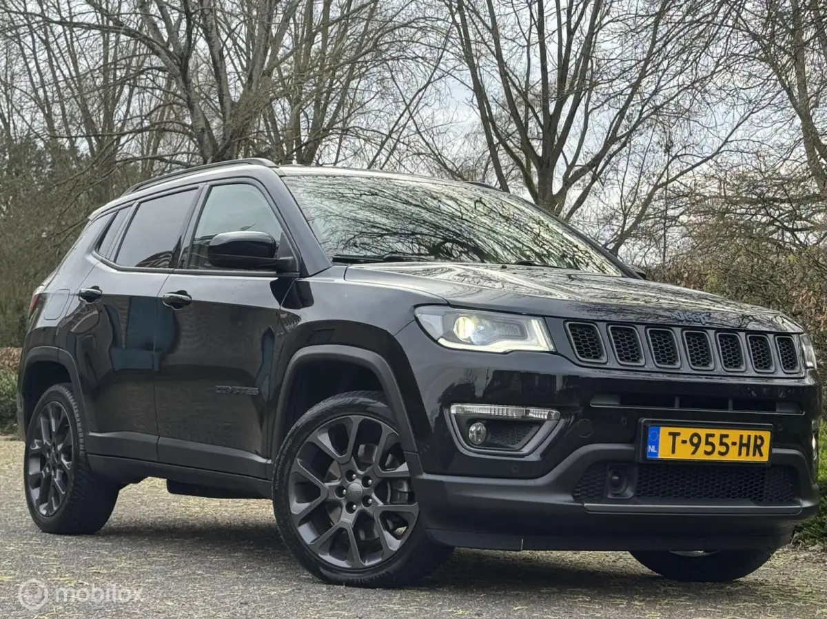4xe 240 Plug-in Hybrid S/VOLLE OPTIES