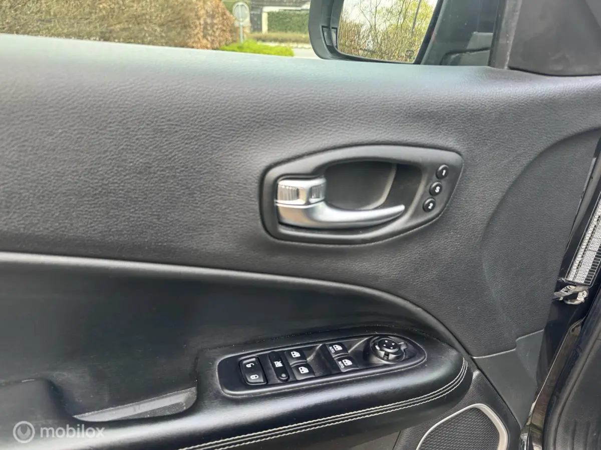 4xe 240 Plug-in Hybrid S/VOLLE OPTIES