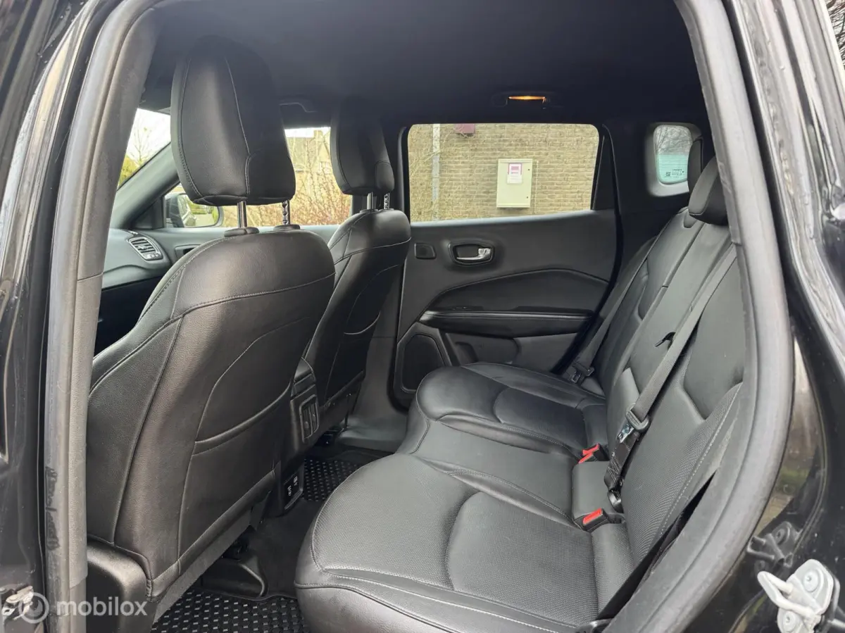 4xe 240 Plug-in Hybrid S/VOLLE OPTIES
