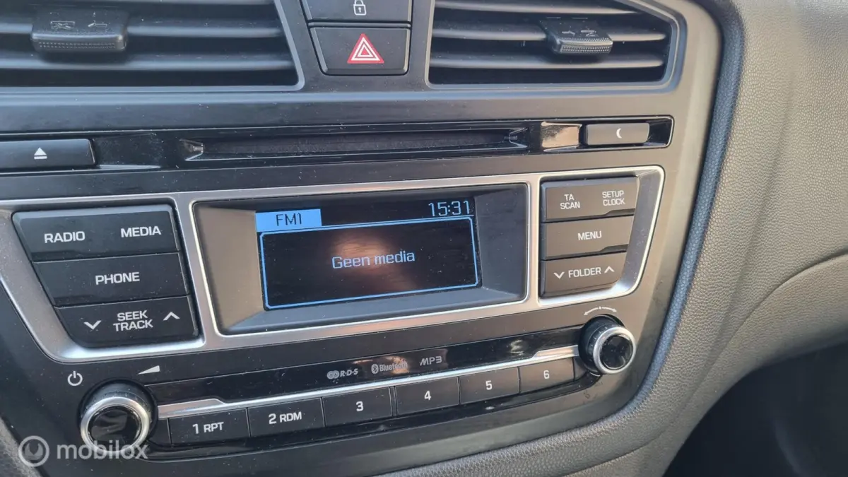 1.0 T-GDI i-Motion passion ( sportvelgen , stoelverwarming , stuur verwarming , )