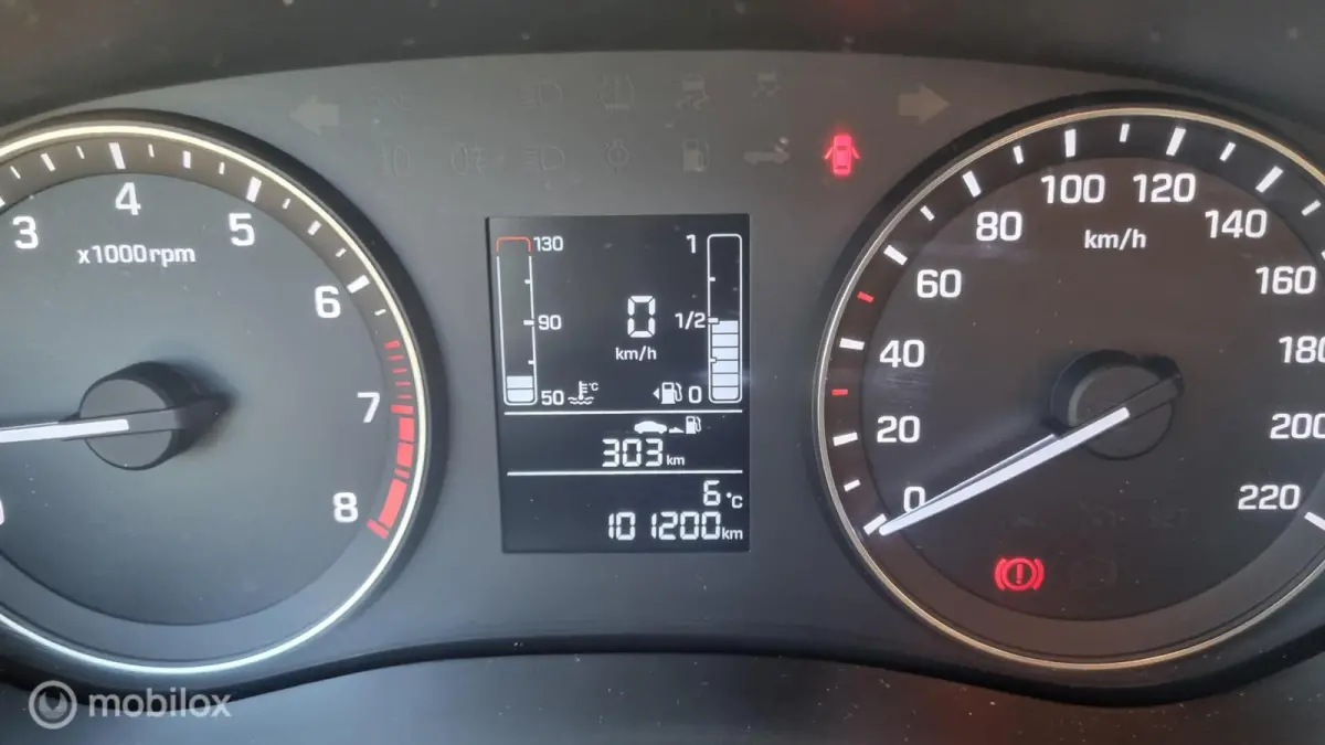 1.0 T-GDI i-Motion passion ( sportvelgen , stoelverwarming , stuur verwarming , )