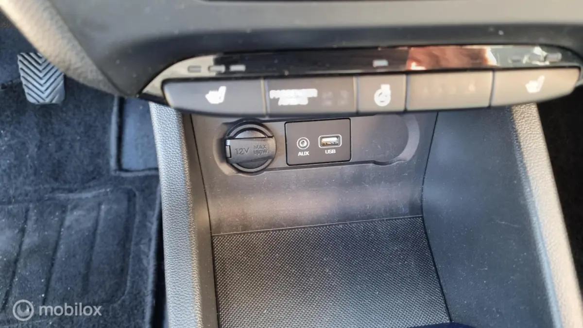 1.0 T-GDI i-Motion passion ( sportvelgen , stoelverwarming , stuur verwarming , )