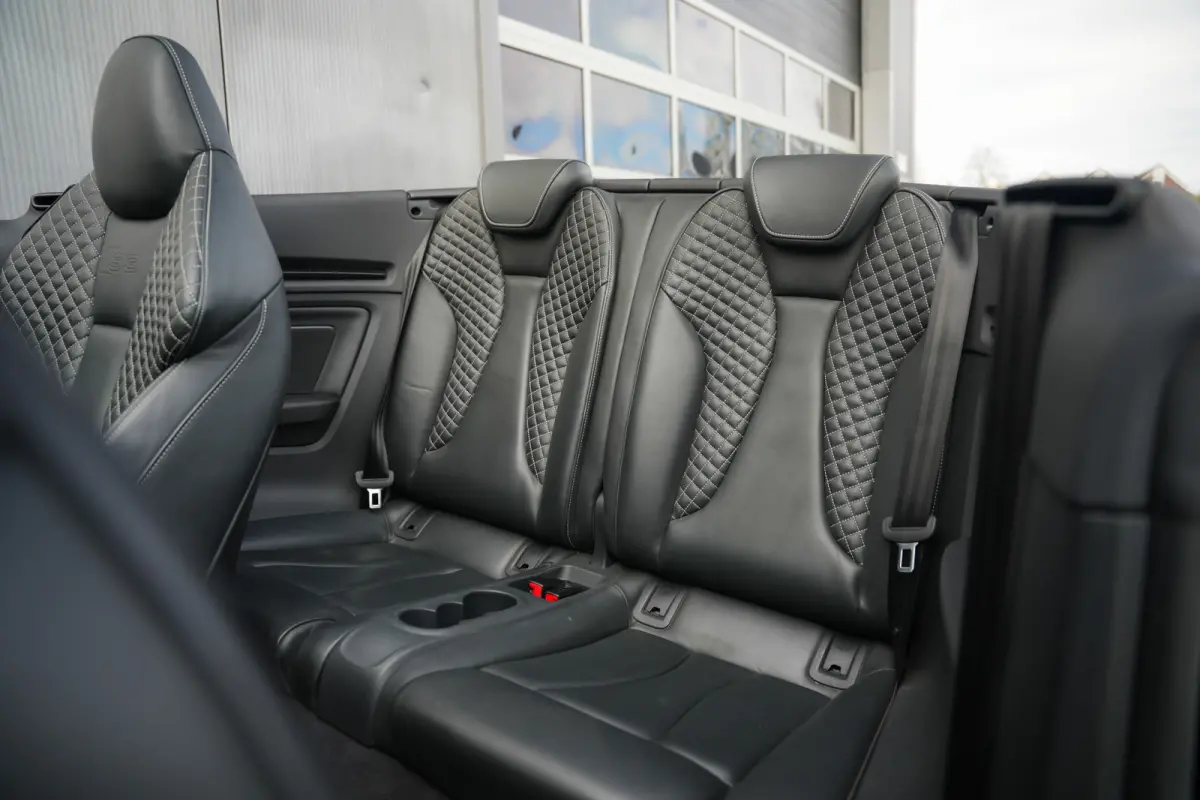 2.0 TFSI 301 pk S3 Quattro Pro Line Plus S-Line B&O-Sound/ RS-Stoelen/ Keyless/ Dynamic-Steering/ Stoel.Verw./ Park.Sens./ 19'' LMV