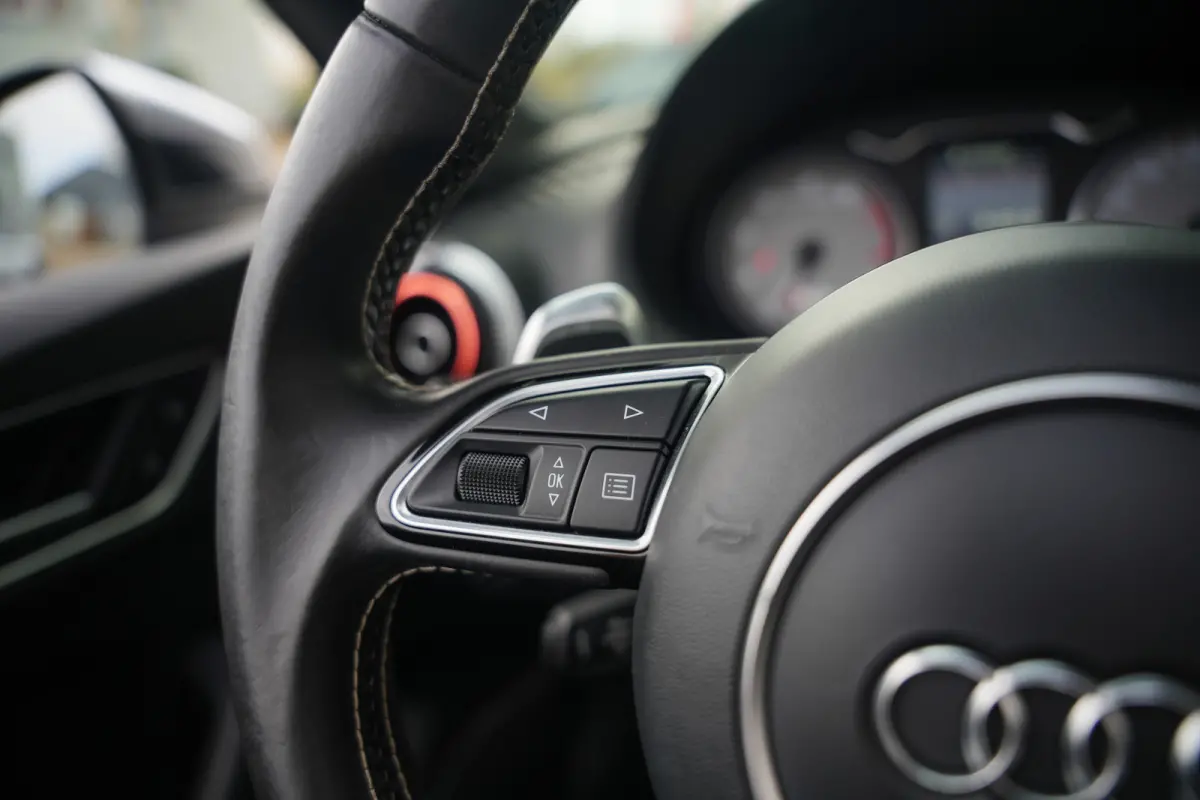 2.0 TFSI 301 pk S3 Quattro Pro Line Plus S-Line B&O-Sound/ RS-Stoelen/ Keyless/ Dynamic-Steering/ Stoel.Verw./ Park.Sens./ 19'' LMV