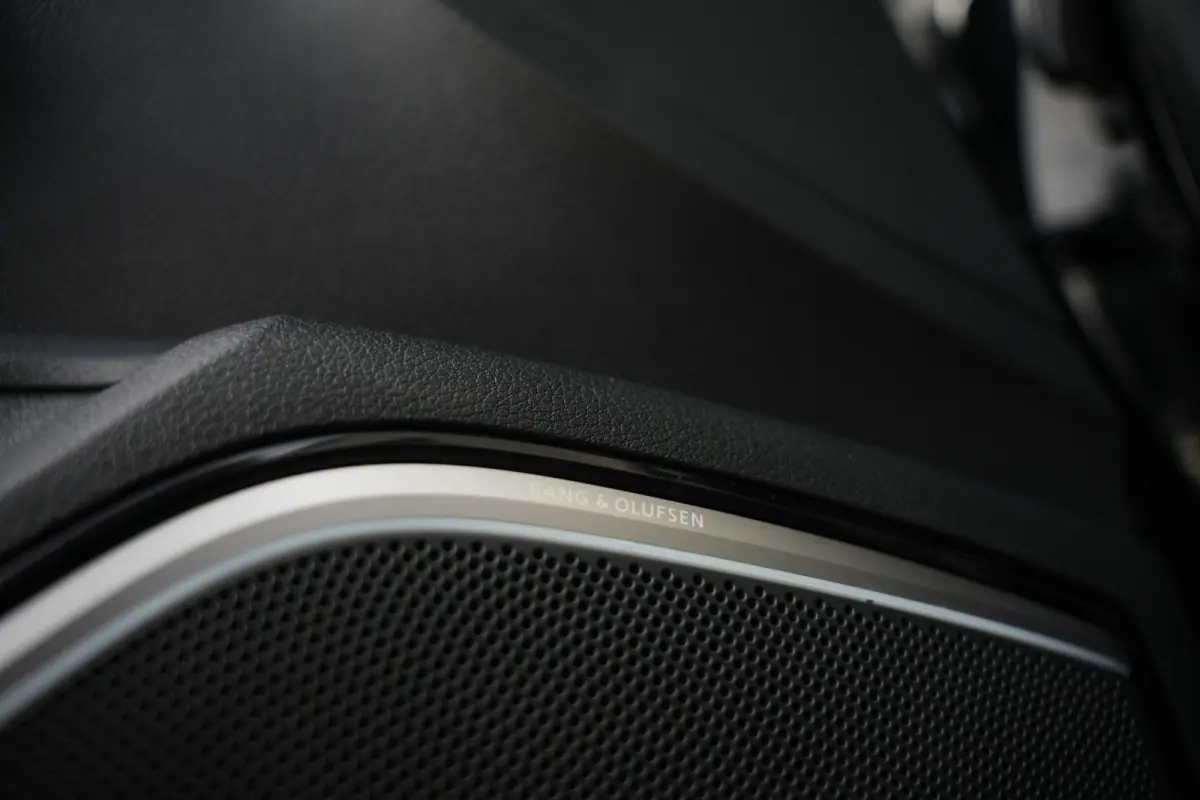 2.0 TFSI 301 pk S3 Quattro Pro Line Plus S-Line B&O-Sound/ RS-Stoelen/ Keyless/ Dynamic-Steering/ Stoel.Verw./ Park.Sens./ 19'' LMV