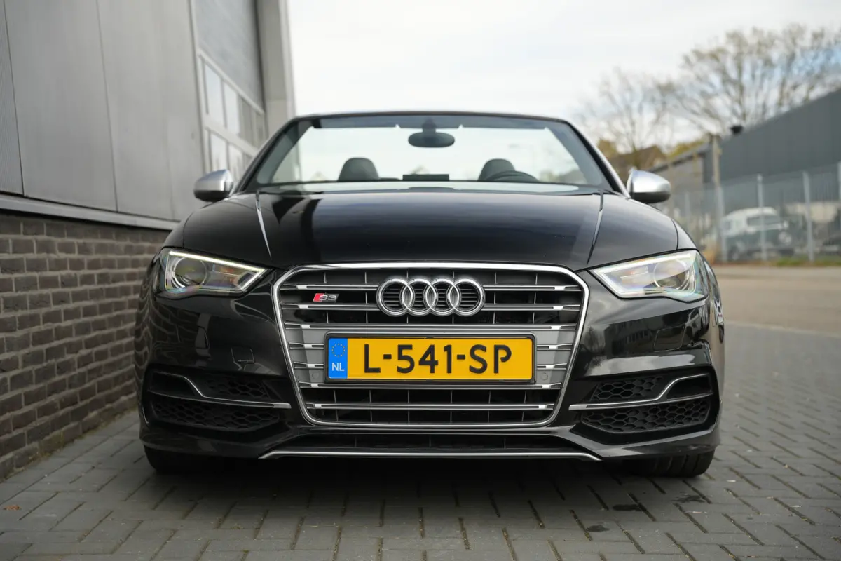 2.0 TFSI 301 pk S3 Quattro Pro Line Plus S-Line B&O-Sound/ RS-Stoelen/ Keyless/ Dynamic-Steering/ Stoel.Verw./ Park.Sens./ 19'' LMV