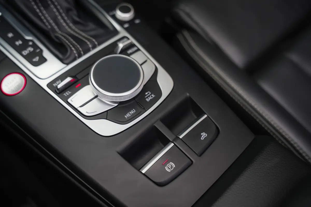 2.0 TFSI 301 pk S3 Quattro Pro Line Plus S-Line B&O-Sound/ RS-Stoelen/ Keyless/ Dynamic-Steering/ Stoel.Verw./ Park.Sens./ 19'' LMV