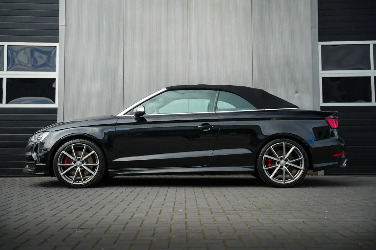 2.0 TFSI 301 pk S3 Quattro Pro Line Plus S-Line B&O-Sound/ RS-Stoelen/ Keyless/ Dynamic-Steering/ Stoel.Verw./ Park.Sens./ 19'' LMV