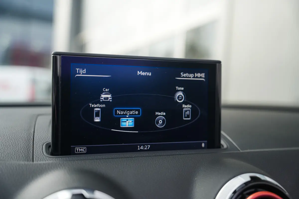 2.0 TFSI 301 pk S3 Quattro Pro Line Plus S-Line B&O-Sound/ RS-Stoelen/ Keyless/ Dynamic-Steering/ Stoel.Verw./ Park.Sens./ 19'' LMV