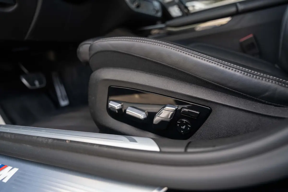 BMW 750i xDrive M Sport Alpina 21'' Pano B&W 360c Softclose