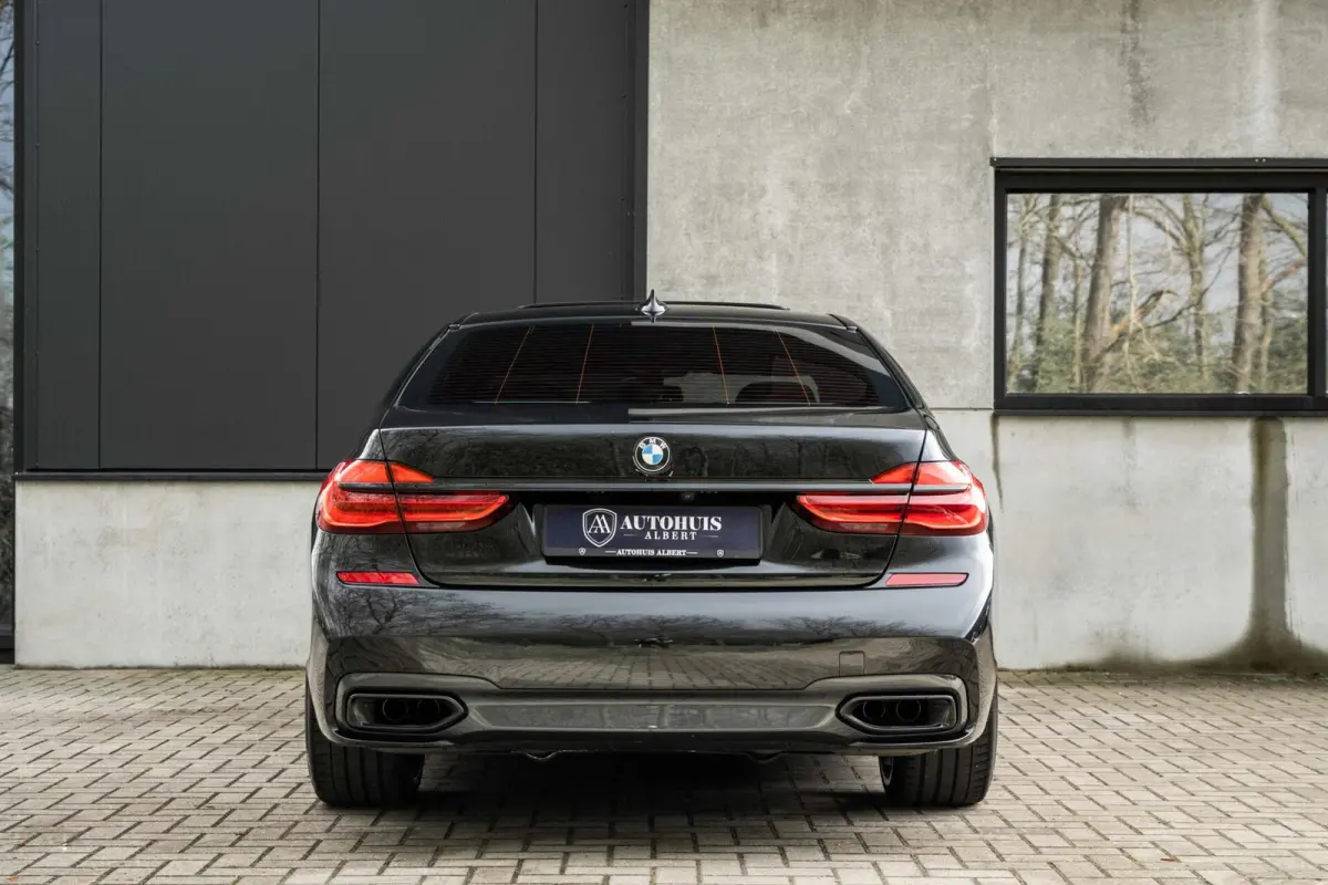 BMW 750i xDrive M Sport Alpina 21'' Pano B&W 360c Softclose