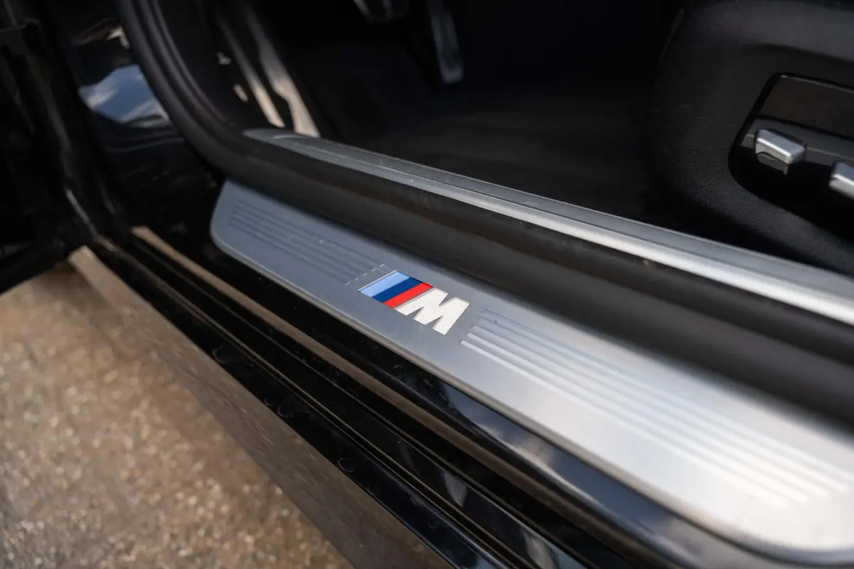 BMW 750i xDrive M Sport Alpina 21'' Pano B&W 360c Softclose