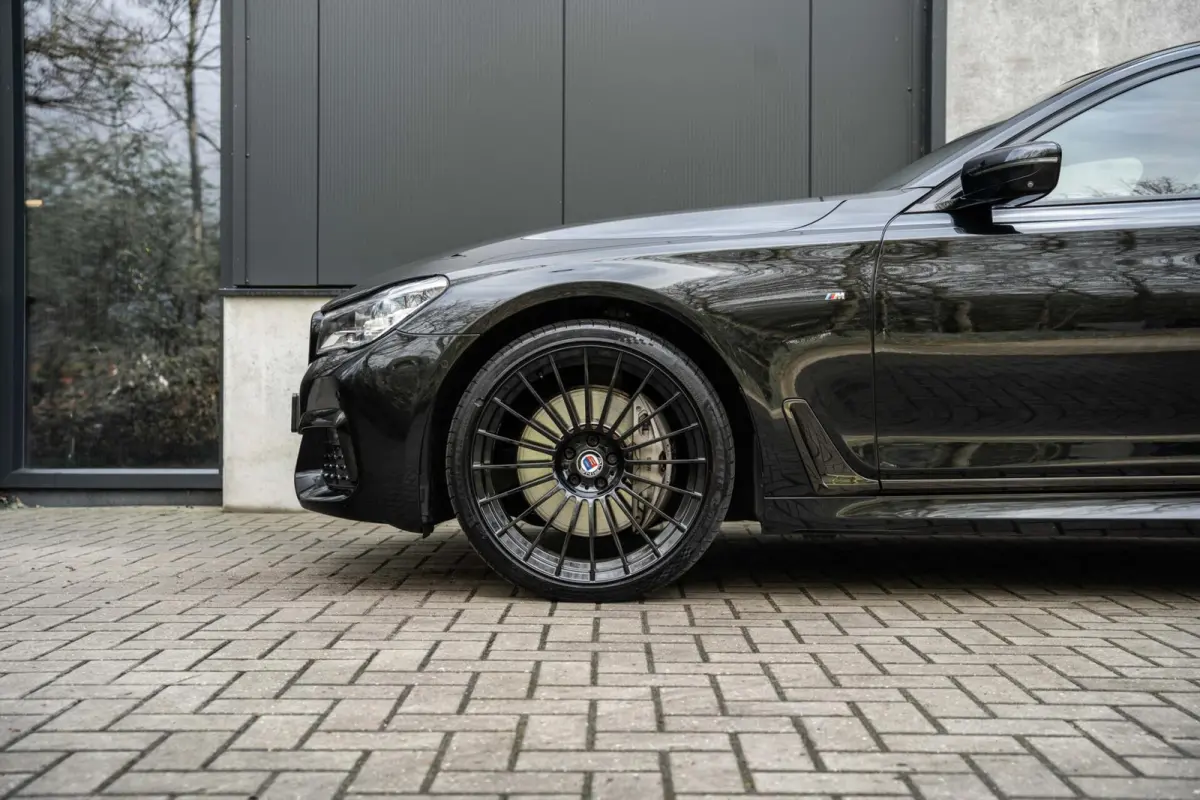 BMW 750i xDrive M Sport Alpina 21'' Pano B&W 360c Softclose