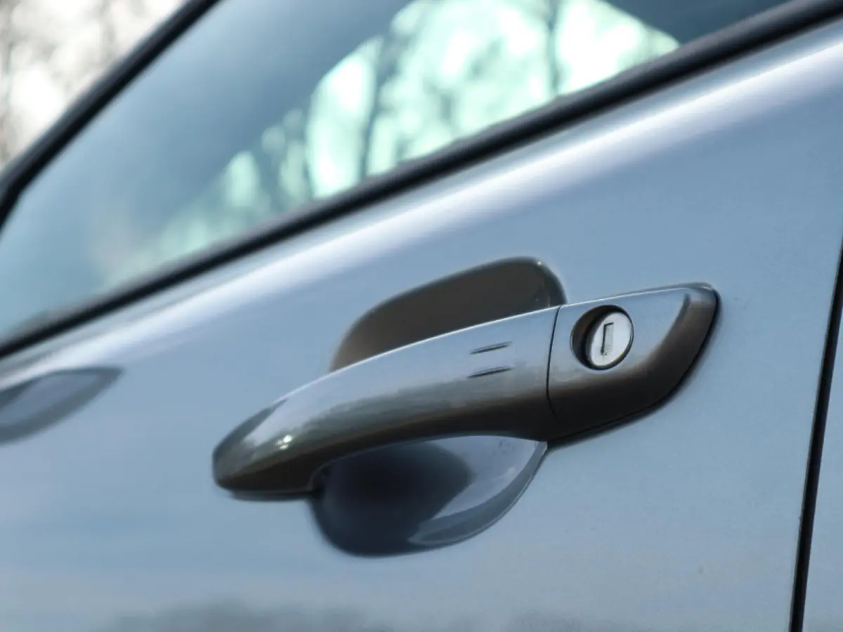 1.2 Hybrid 145 GT Alcantara / Full-Option / ACTIE