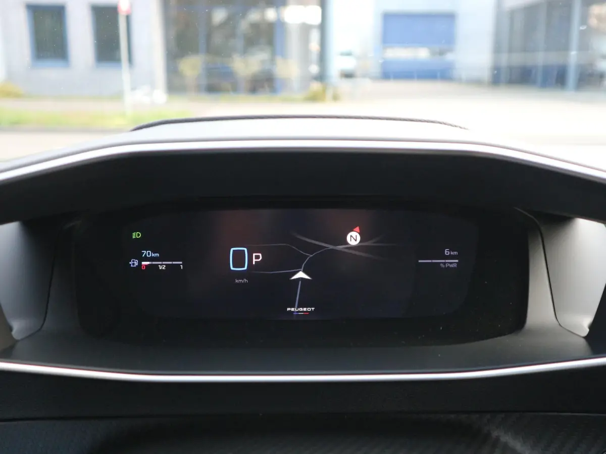 1.2 Hybrid 145 GT Alcantara / Full-Option / ACTIE