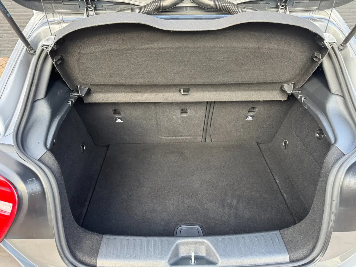 200 Prestige AMG **PANORAMADAK + CLIMA + STOELVERW**
