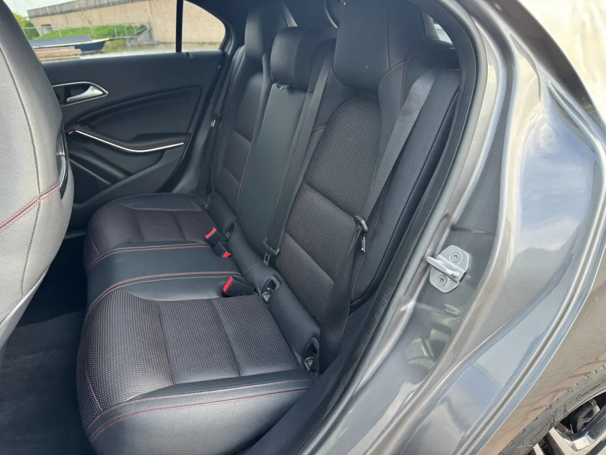 200 Prestige AMG **PANORAMADAK + CLIMA + STOELVERW**