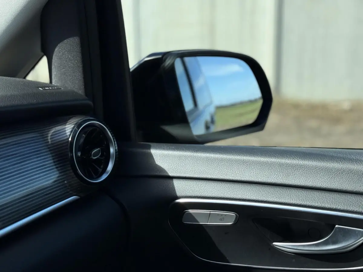 300d Lang DC Avantgarde Edition