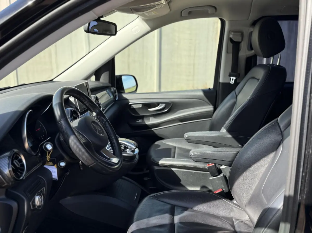 300d Lang DC Avantgarde Edition
