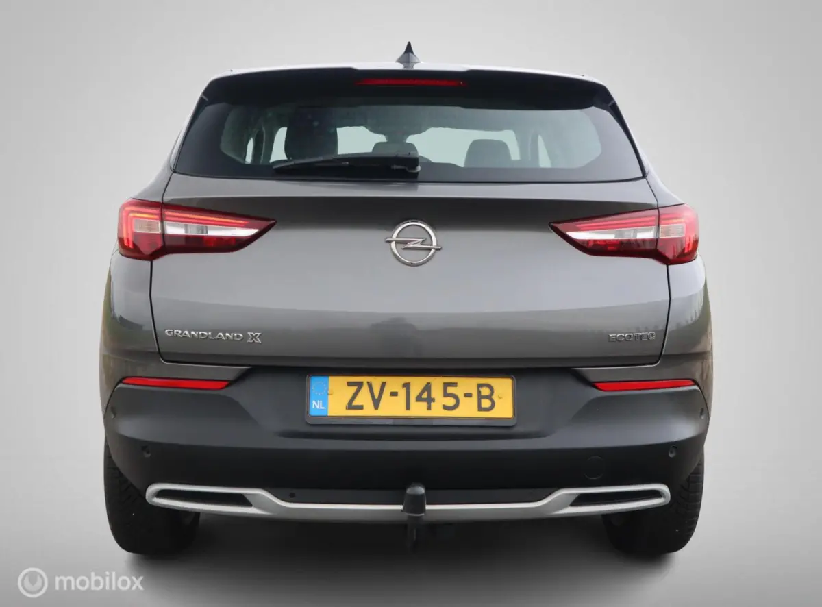 1.2 Turbo 131 PK H6 Executive Trekhaak|Stoel&Stuurverw|Dodehoek|Carplay|DonkerGlas 17"LMV|Navi