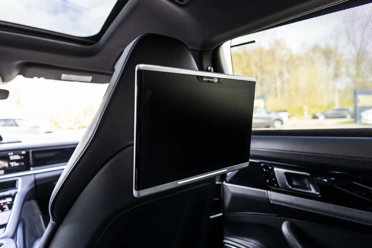 2.9 4 E-Hybrid Executive LWB