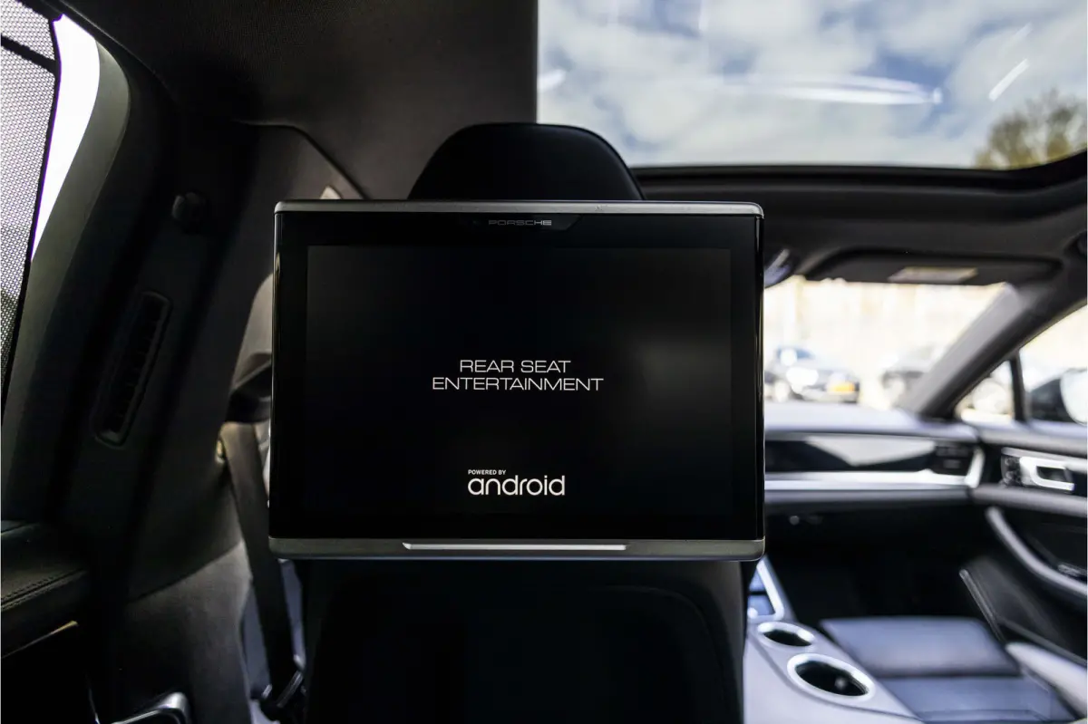 2.9 4 E-Hybrid Executive LWB