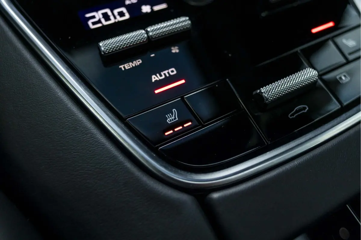 2.9 4 E-Hybrid Executive LWB