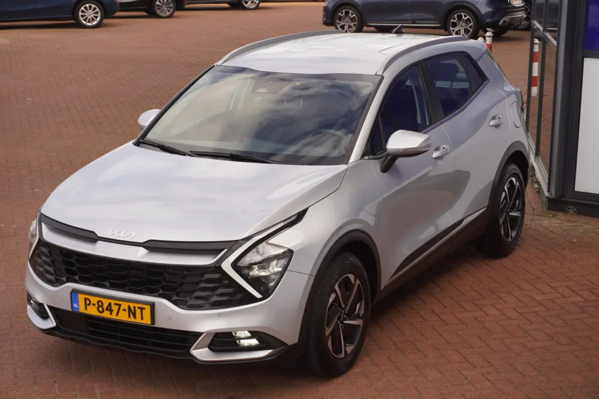 1.6 T-GDi 230PK Hybrid DynamicLine+Led+Navigatie+camera+Trekhaak = 1EIG NL /DEALER = SUPER !!