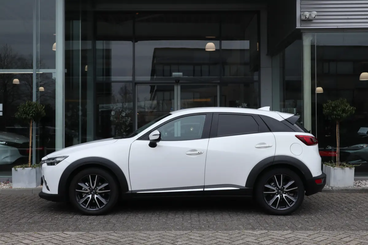 2.0 SkyActiv-G 120 SkyLease GT Navi / Camera / Clima / Cruise / Head-up / ST-Verwarming / LM-Velgen