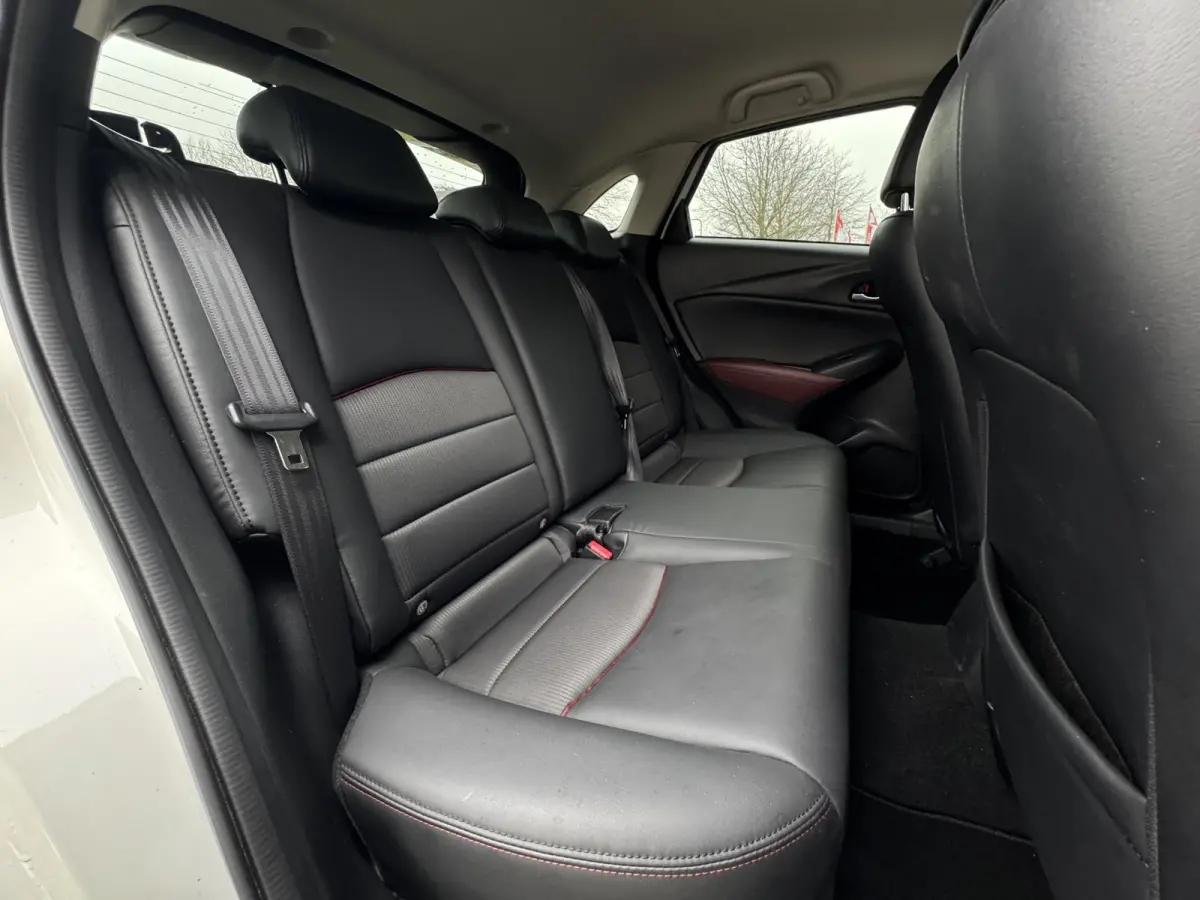 2.0 SkyActiv-G 120 SkyLease GT Navi / Camera / Clima / Cruise / Head-up / ST-Verwarming / LM-Velgen
