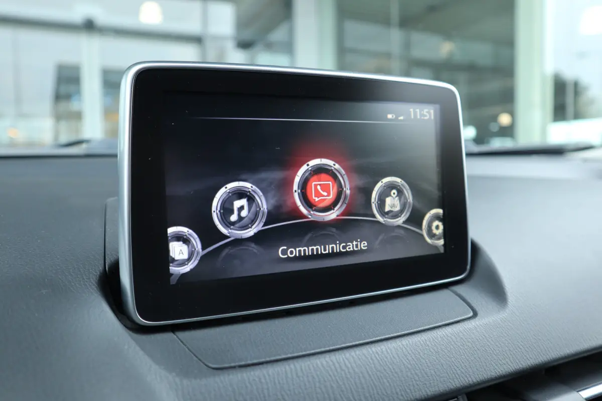 2.0 SkyActiv-G 120 SkyLease GT Navi / Camera / Clima / Cruise / Head-up / ST-Verwarming / LM-Velgen